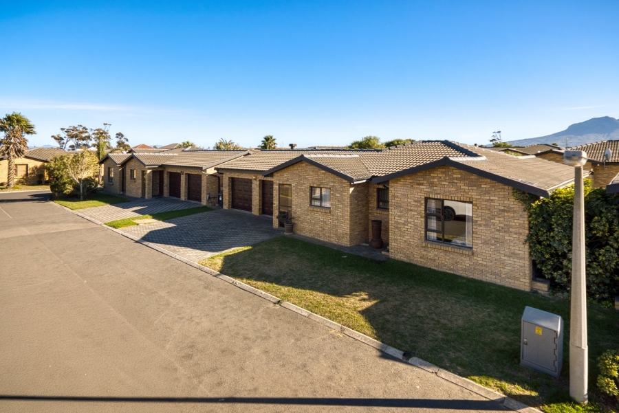 3 Bedroom Property for Sale in Fairview Golf Estate Western Cape